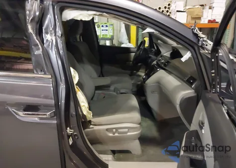 2016 Honda Odyssey Se из США, поврежденный, VIN 5FNRL5H38GB104192